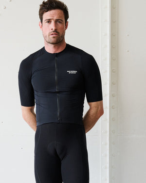 
                  
                    Cargar imagen en el visor de la galería, Essential Light Jersey Black
                  
                