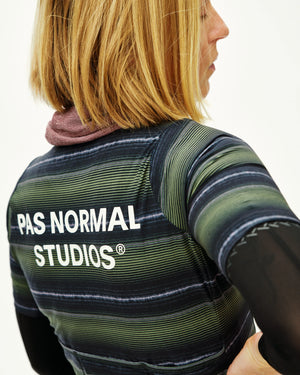 
                  
                    Cargar imagen en el visor de la galería, Women Essential Jersey Light Olive Stripe
                  
                