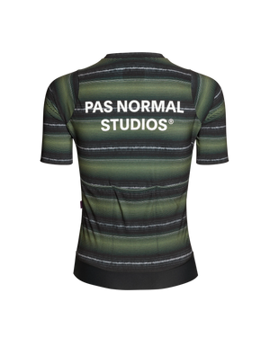 
                  
                    Cargar imagen en el visor de la galería, Women Essential Jersey Light Olive Stripe
                  
                