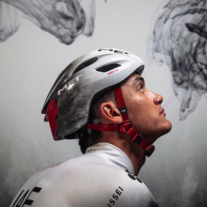
                  
                    Cargar imagen en el visor de la galería, CASCO MET MANTA MIPS UAE TEAM EDITION 2025
                  
                