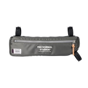 
                  
                    Cargar imagen en el visor de la galería, PNS x Porter Frame Bag Grey
                  
                