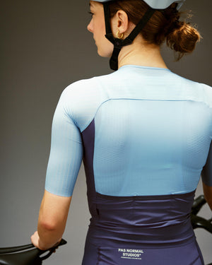 
                  
                    Cargar imagen en el visor de la galería, Women Mechanism Pro Jersey Iron Grey Pale Blue
                  
                