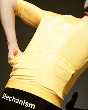 
                  
                    Cargar imagen en el visor de la galería, Mechanism Jersey Dusty Yellow
                  
                