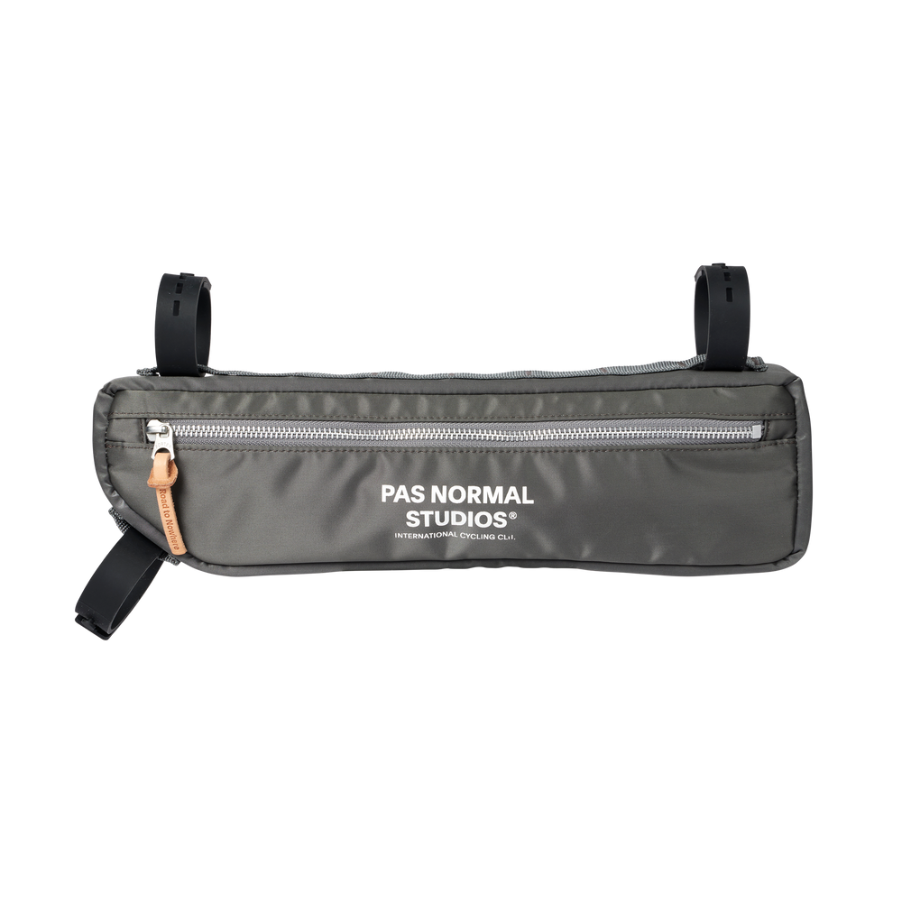 
                  
                    Cargar imagen en el visor de la galería, PNS x Porter Frame Bag Grey
                  
                